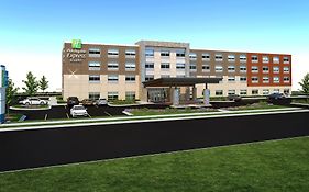 Holiday Inn Express & Suites Brunswick By Ihg